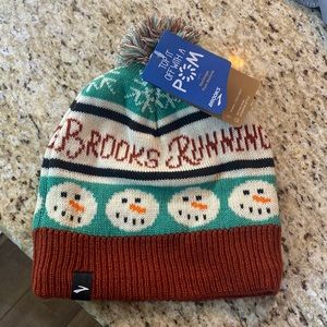 Brooks Heritage Pom Beanie BNWT
